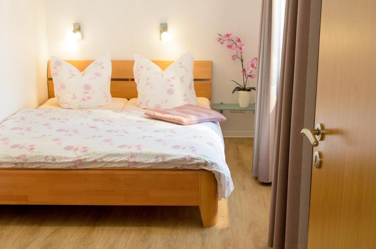Gaestehaus Aladin โคเคห์ม ภายนอก รูปภาพ