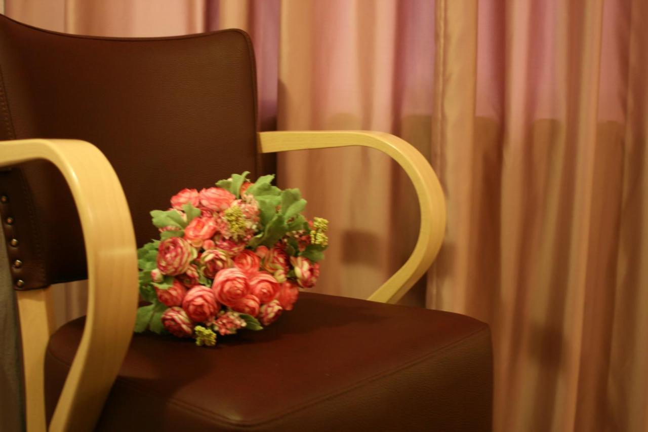 Gaestehaus Aladin โคเคห์ม ภายนอก รูปภาพ